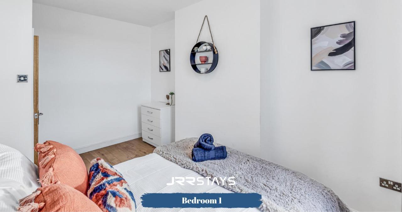Cardiff Stylish 2 Bedroom Sleeps 6 Wi-Fi - Jrr Stays Екстер'єр фото